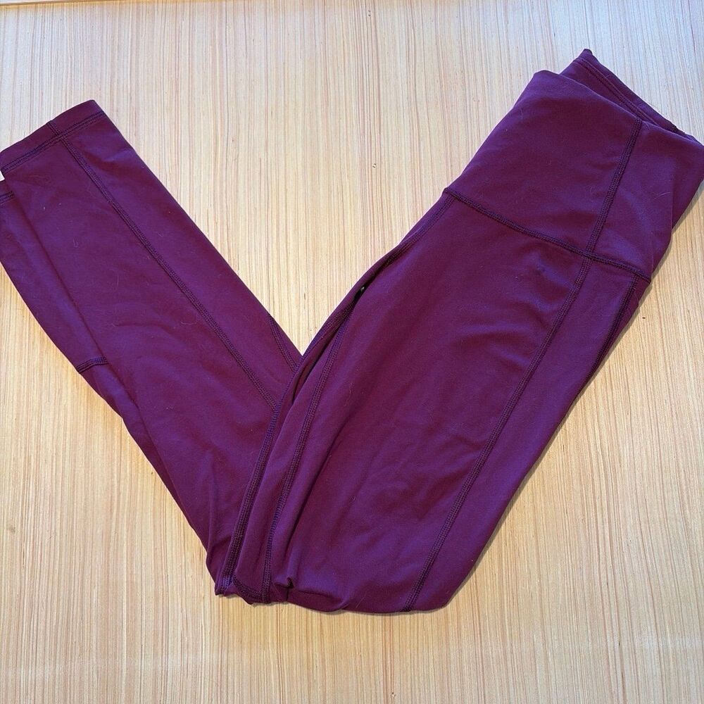 VSX purple leggings